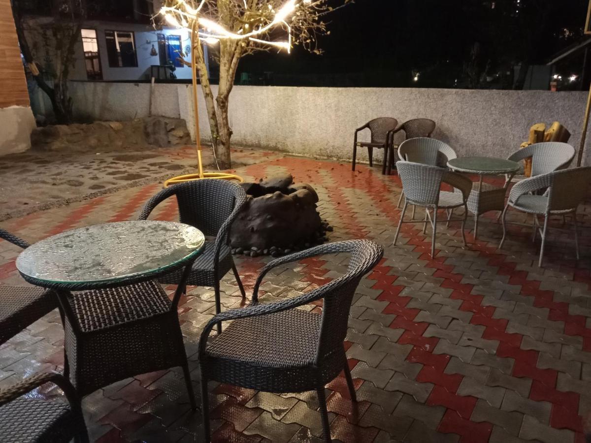Resort Apple Flower By Manali Mall Road Bagian luar foto